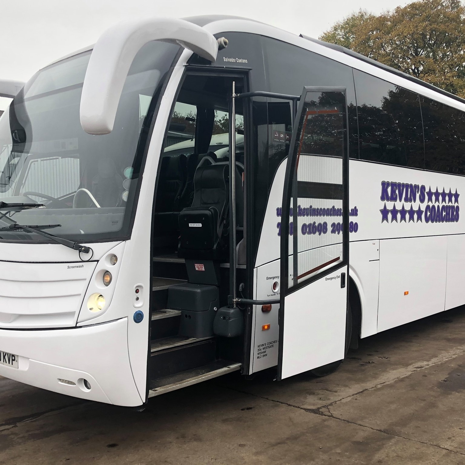 48 Seater Coach